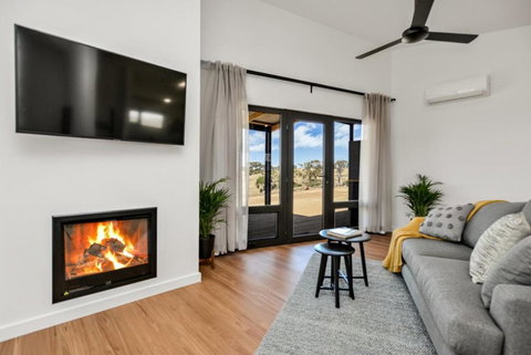Old Bull Creek Luxury Retreat - Accommodation in Bendigo 1