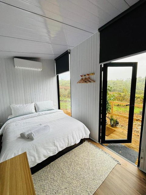 Orange 2 By Tiny Away - Accommodation in Bendigo 3