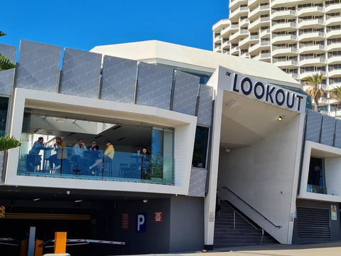 Oceanic Escape 50m To Beach - Accommodation in Bendigo 3