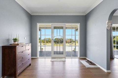 Oceanview On The Hill - Accommodation in Bendigo 2