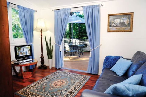 Old Saint Johns Church - Accommodation in Bendigo 3