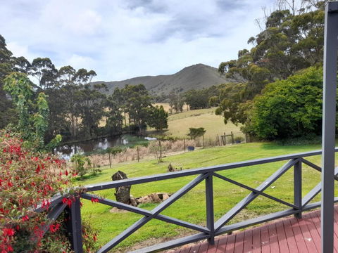 Old School Rocky Cape Guesthouse - Accommodation in Bendigo 0