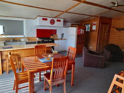 Old School Rocky Cape Guesthouse - Accommodation in Bendigo 3