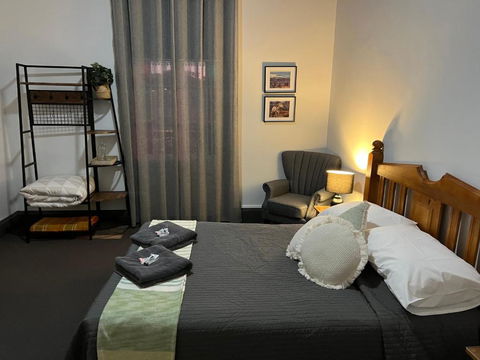 Oriental Hotel Tumut - Accommodation in Bendigo 1