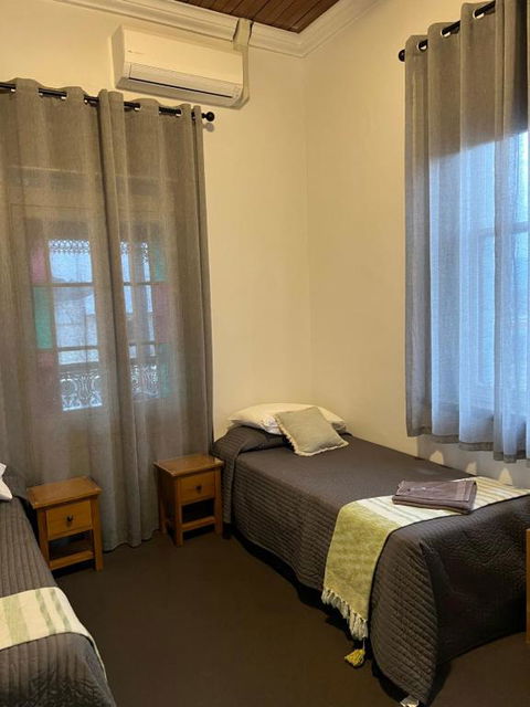 Oriental Hotel Tumut - Accommodation in Bendigo 2