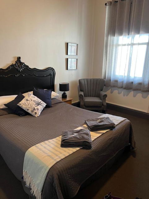 Oriental Hotel Tumut - Accommodation in Bendigo 0