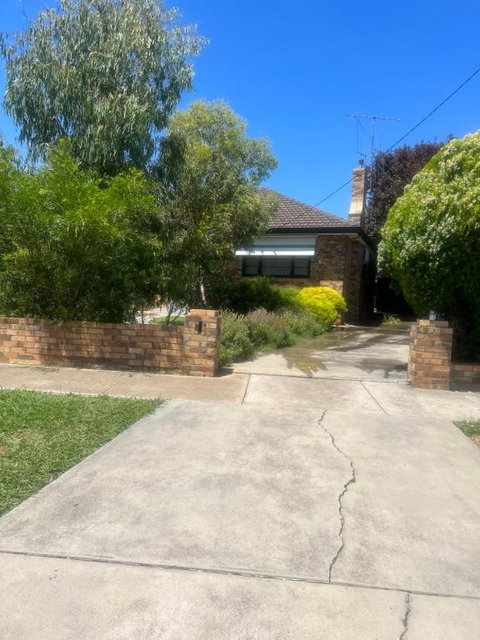 Peaceful Home - Accommodation in Bendigo 0