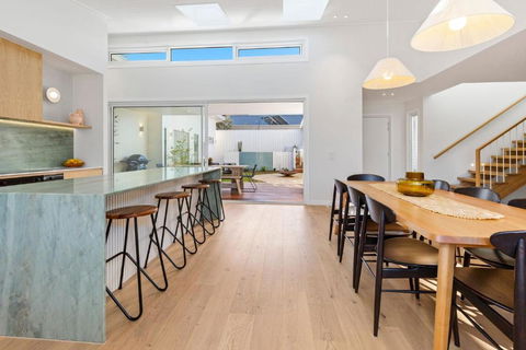Palm Springs Hideaway - Accommodation in Bendigo 1