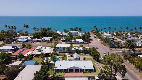 Palm View Holiday Apartments - Accommodation in Bendigo 2