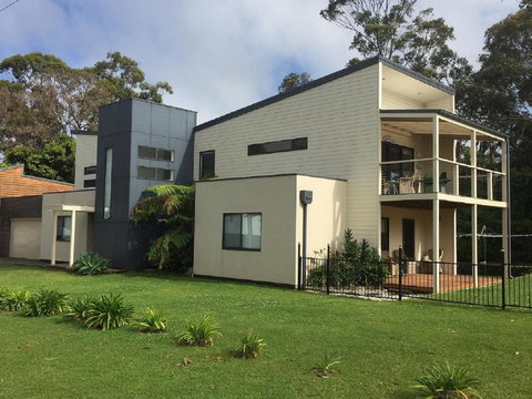 Paradise By The Bay - Accommodation in Bendigo 0