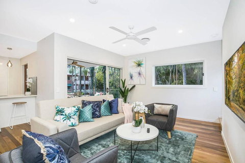 Park Avenue Townhouse Retreat Brisbane Sleeps 10 - Accommodation in Bendigo 3