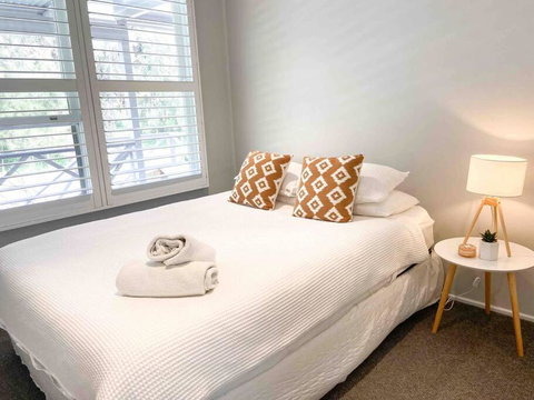 Peaceful Merewether Family Home - Accommodation in Bendigo 1