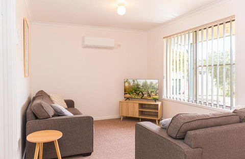 Penola Coonawarra Caravan Park - Accommodation in Bendigo 2
