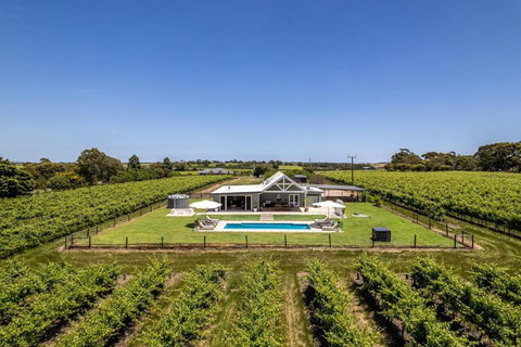 Pethick House - Accommodation in Bendigo 1