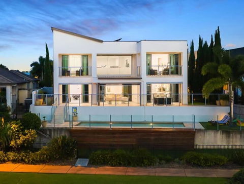 Perfect Summer Lake House - Accommodation in Bendigo 0