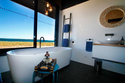 Perlubie Sea - Accommodation in Bendigo 0