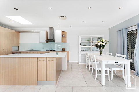 Point Bulli - Accommodation in Bendigo 1