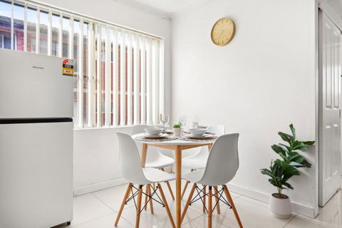 Polished 2-Bed Unit In The Heart Of Parramatta - Accommodation in Bendigo 1