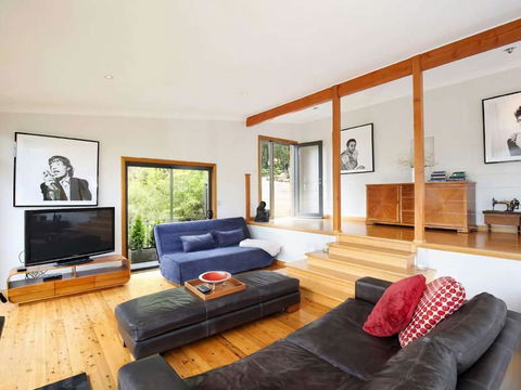 Postcards From The Edge - Accommodation in Bendigo 1