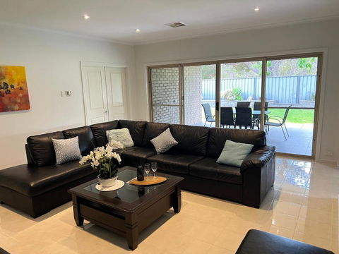 Premium Barossa Getaway - Accommodation in Bendigo 1