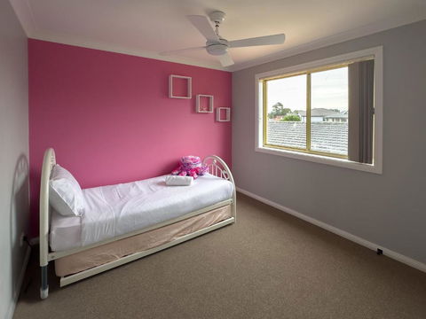 Prestons Dream Holiday 4 Bedroom - Accommodation in Bendigo 1