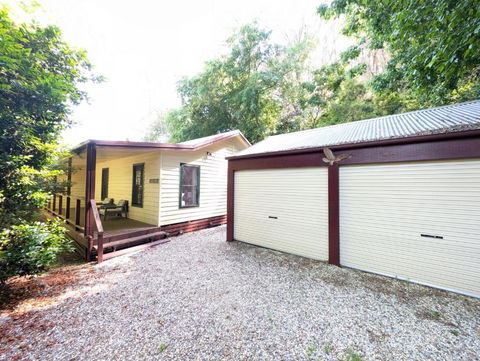 Primrose Cottage - Accommodation in Bendigo 0