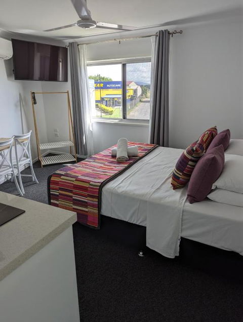 PROSERPINE MOTOR LODGE - Accommodation in Bendigo 3