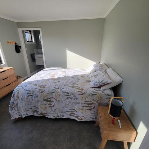 Pub In The Paddock - Accommodation in Bendigo 1