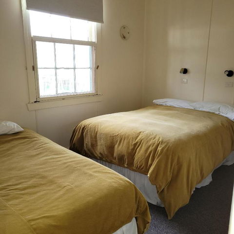 Pub In The Paddock - Accommodation in Bendigo 2