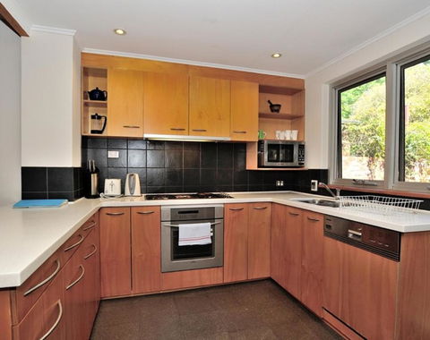 Pure Gold - Heritage 2 Bedroom Terraced Cottage - Accommodation in Bendigo 1