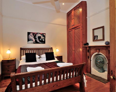 Pure Gold - Heritage 2 Bedroom Terraced Cottage - Accommodation in Bendigo 3