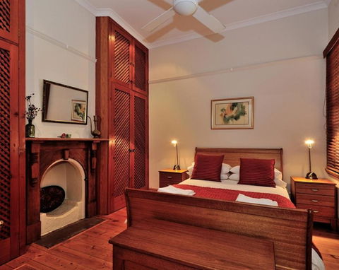 Pure Gold - Heritage 2 Bedroom Terraced Cottage - Accommodation in Bendigo 2