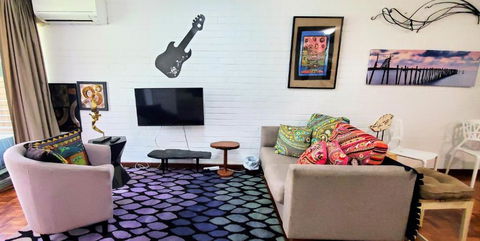 Quaint & Tranquil Subiaco 1 Bedroom Apartment - Accommodation in Bendigo 3