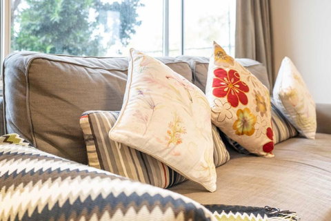 Quaint Auchenflower 1B1B Apt W Parking Close To UQ - Accommodation in Bendigo 1