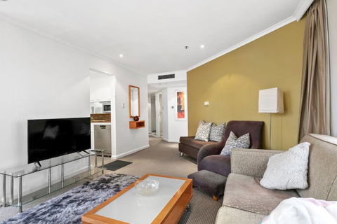 Quay West 2302 Self-Catering - Accommodation in Bendigo 3