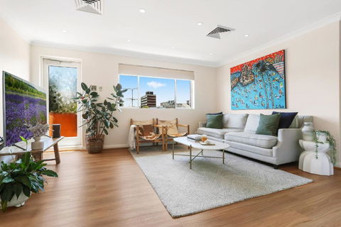 Randwick L 3 Bedroom Apartment + Parking - Accommodation in Bendigo 0