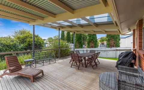 Ratties Residence 6 Carnegie St Port Ellliot - No Linen Included - Accommodation in Bendigo 0