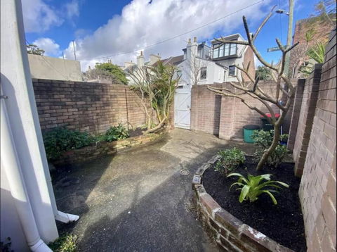 Rear Garden Suite - Accommodation in Bendigo 1