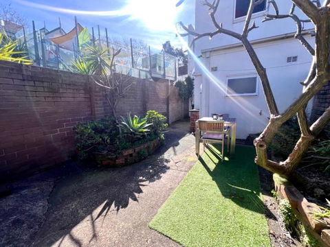 Rear Garden Suite - Accommodation in Bendigo 2