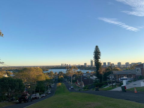 Putney Studio, Short Drive To Parklands & Olympic Park - Accommodation in Bendigo 0