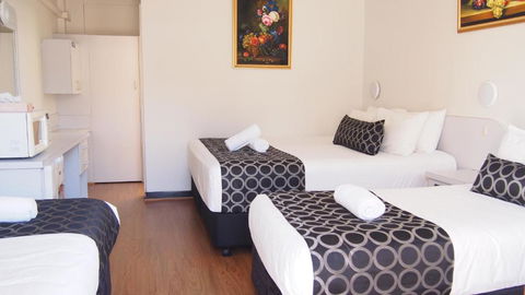 Queanbeyan Motel - Accommodation in Bendigo 0