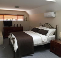 Atina Rocks Country Homestead - Accommodation in Bendigo
