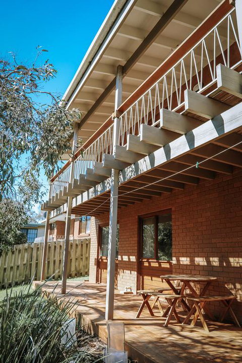 Banksia Beach House - Accommodation in Bendigo 3