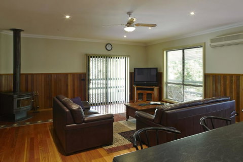 Banyandah - Accommodation in Bendigo 0