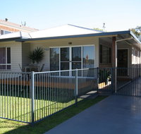 BANYANDAH 557 Ocean Drive NH