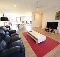Barefoot Bungalow at Hat Head - Accommodation in Bendigo