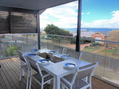 Bayview Beach House Apartment No 2 - Accommodation in Bendigo 0