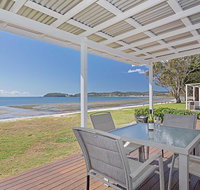 Beached Inn' 93 Foreshore Drive - Spacious beach front house - Accommodation in Bendigo