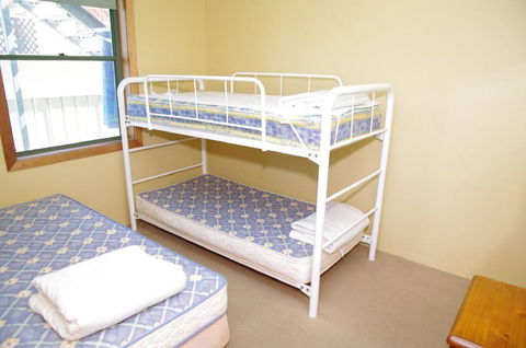 Beachfront 1, 25 Willow Street - Accommodation in Bendigo 1