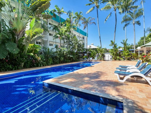 Beachfront Apartment Agincourt Clifton Beach - Accommodation in Bendigo 3